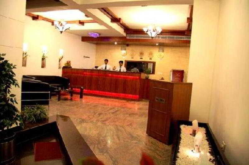 Airport Hotel Le Seasons Neu-Delhi Exterior foto